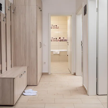 Apartments-purple Brasov